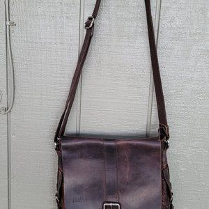 Spikes & Sparrow Dark Brown Bronco Leather Messenger bag
